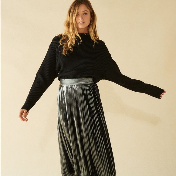 Ba&sh palace pleated skirt size 0 - Picture 2 of 4
